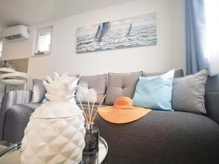 Rita Apartments - Sea-view apartment 2plus1 - 1