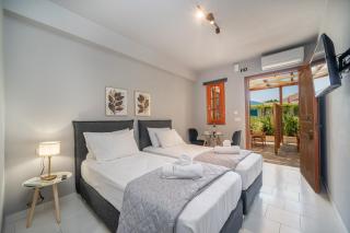 Mary's Studios & Apartment - Sami - 5