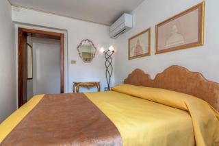 Hotel Casa Boccassini - Venice - 6