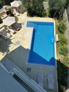 Villa Holiday Apartments - Bar - 2