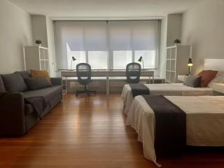 Casa centro Sabadell a 20Km de Barcelona ideal Familias y Grupo Amigos - 2