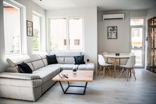 Sunrise Apartments - 7