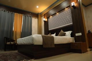THE JAMAWAR - Srinagar - 7