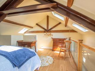 The Old Stable - Dursley - 5