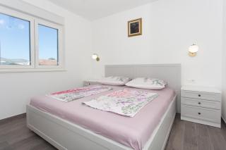 Modern apartment with swimming pool - Kaštela - 7