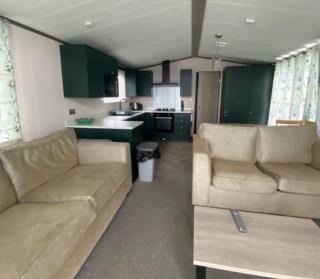 Riverwood Lodge, The Boulevard, Seal Bay, Selsey - Selsey - 7