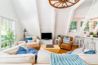 Mt McSauba A Frame Cottage - Charlevoix - 6