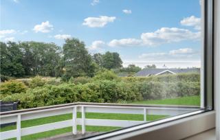 Awesome Home In Sydals With Kitchen - Sarup - 7