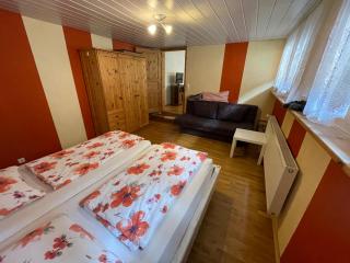 Weingut und Destillerie Bernd Klein - 4