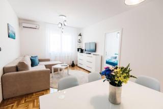 La Mer Apartment Private Parking - Novi Sad - 0
