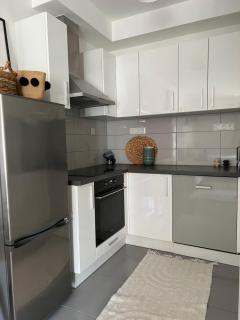 Marina apartment with Danube view and free garage, next to metro station - 5