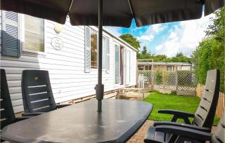 2 Bedroom Lovely Home In Retranchement - Retranchement - 0