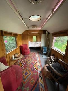 Luxurious 1930s Showman's Wagon - 2