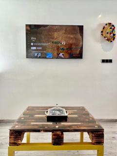 Cozy luxurious studio with high end amenities - 8