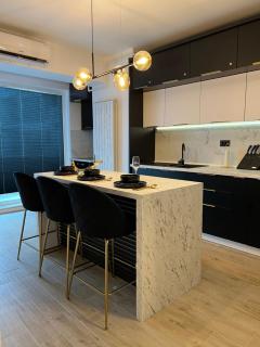 Elite Summer Suite - 8