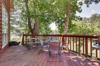 Double Springs Cabin Stay with Deck and Shared Dock! - - 9