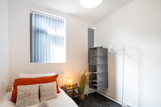 Extended Stays, Great for Contractors, Families - Heeley - 5