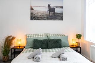 Extended Stays, Great for Contractors, Families - Heeley - 3