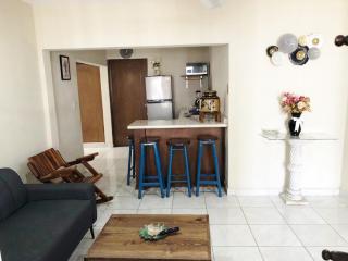 Casa Familiar Chocolate - Olímpica - 5 Min del Malecón - 5