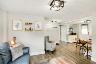 Chic and Central Apartment about 6 Mi to Sebec Lake! - Dover-Foxcroft - 3
