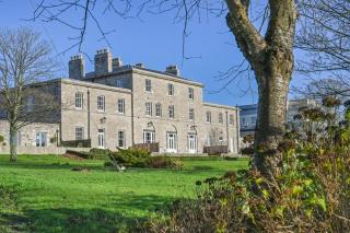9 Admiralty House Stunning Luxury Apartment with free parking - Plymouth - 3