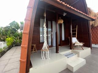 Shortcut Breeze Guest House - Canggu - 4