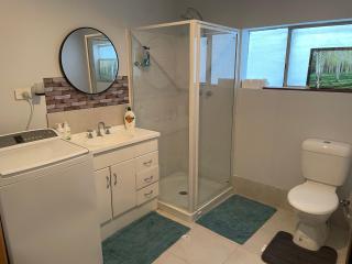 Central Shenton unit Outside Dog Friendly, near hospital - Geraldton - 4