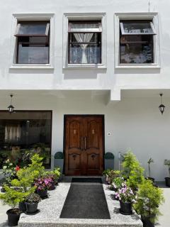 The Arbour Inn - Shillong - 9