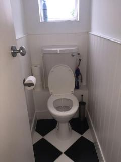 A spacious, comfortable apartment in central London, zone 2 - 6