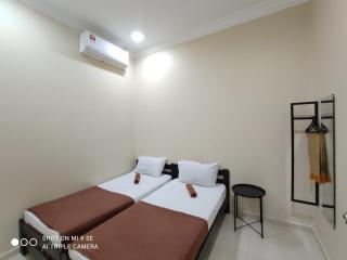 MUSLlM ONLY Wifi 3 Room with 2 aircond Menanti Village Homestay - Alor Setar - 9