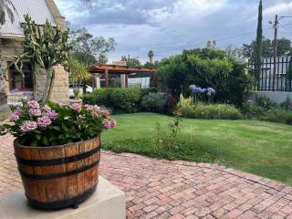 La Pension Guest House - Oudtshoorn - 2