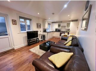 Lovely 2 Bedroom Garden Flat in London - London - 7