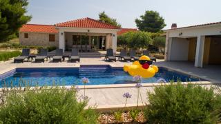 Luxury Villa Nature with heated private pool, sauna & fire pit, a short walk to the beach - Milna (Milnà) - 9