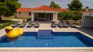 Luxury Villa Nature with heated private pool, sauna & fire pit, a short walk to the beach - Milna (Milnà) - 3