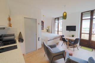 Studio refait à neuf en hypercentre avec balcon - Aix-les-Bains - 4