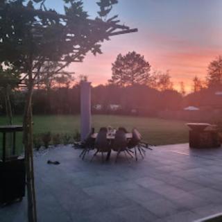 Sherlock's Home - Guest House - Namur - 5