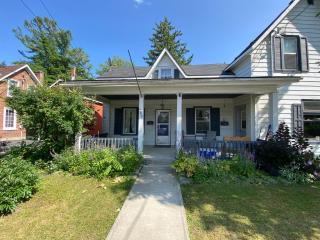 Dundas Street house - Napanee - 8
