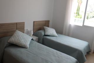 Apartamento nuevo en urbanización a 250 metros de la playa - Denia - 3