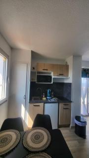 Vu mer, refait à neuf, spacieux, agréable, hôte reactif - 4