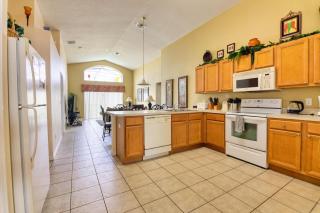 Tropical Getaway at Solana Resort - Davenport - 1