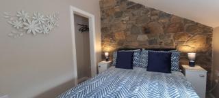Frontview Cottage - Sleeps 6 - Ballynahinch - 2