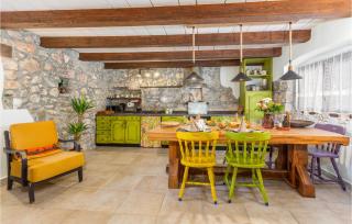 2 Bedroom Cozy Home In Malinska - Malinska - 7