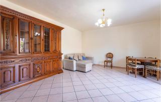 2 Bedroom Cozy Home In Altopascio - Altopascio - 1