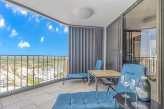 Maison Sur Mer - Oceanfront - New Listing - Myrtle Beach - 3