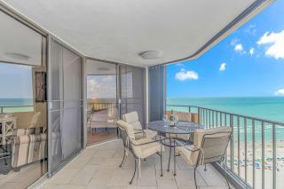 Maison Sur Mer - Oceanfront - New Listing - Myrtle Beach - 2