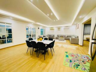 Luxury Farm 2 with Swimming Pool - Al Rahba - 1