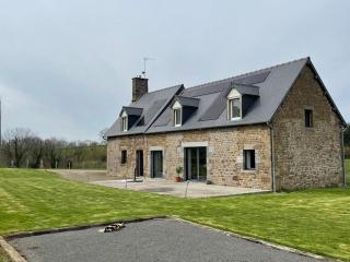 maison secteur Mont St Michel - Reffuveille - 0