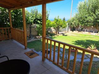 Garden House-Free transfer from airport - Artemida - 4