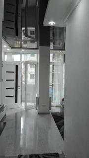 Apartment Zvi near the sea - Batoemi - 0
