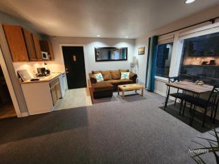 Inn at Arch Rock - 4